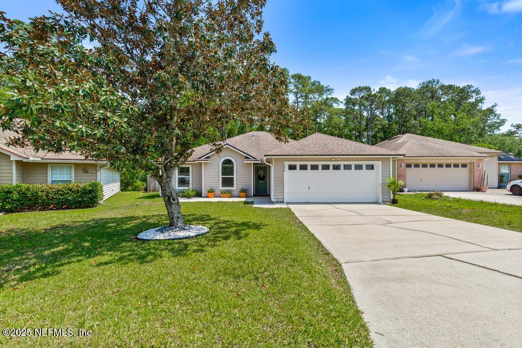 3859 ASHGLEN Drive E