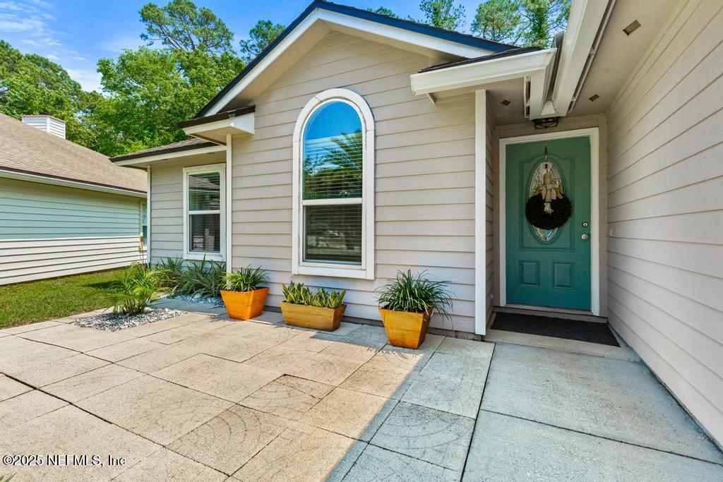 3859 ASHGLEN Drive E