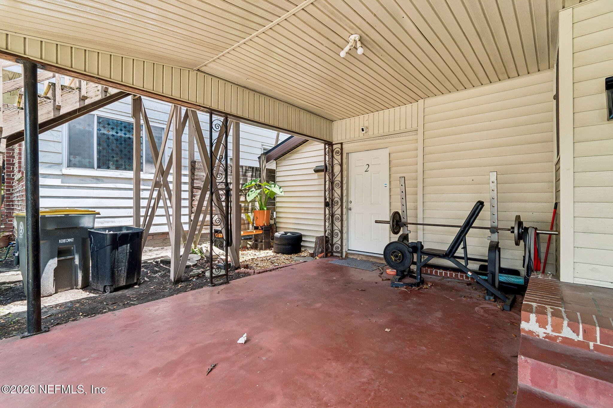 2016 DELLWOOD Avenue
