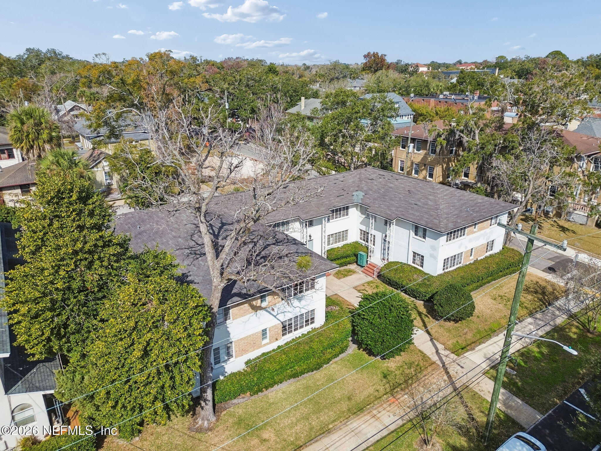 2761 ST JOHNS Avenue