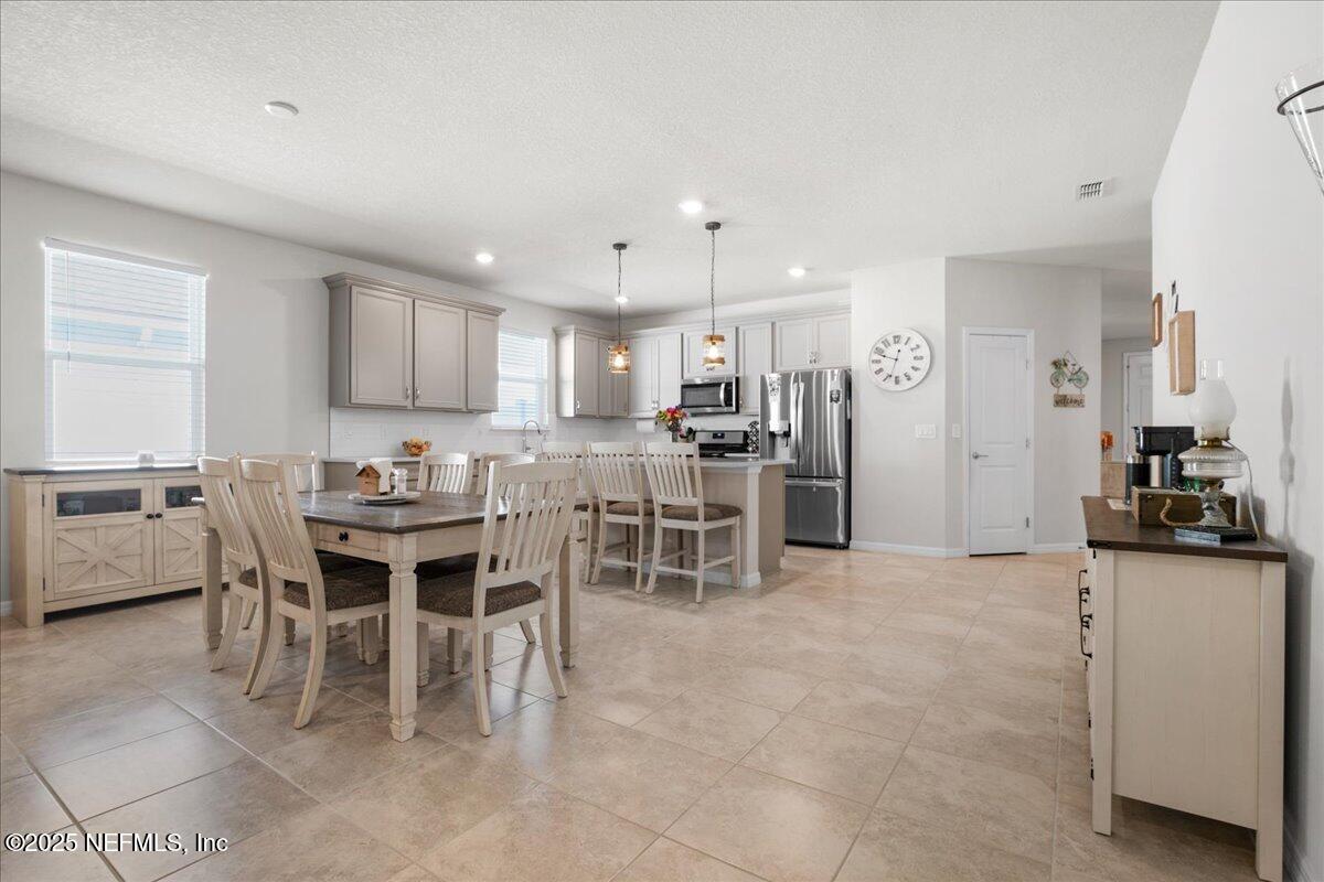 4594 FARMHOUSE GATE Trail