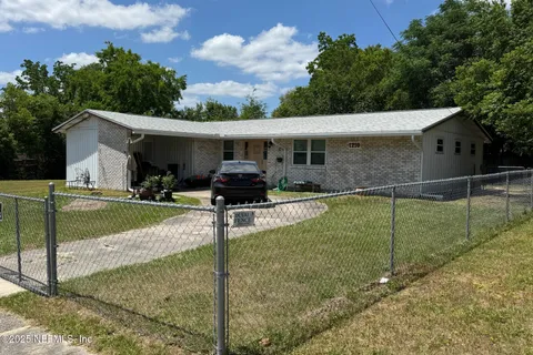 MLS: 2085300