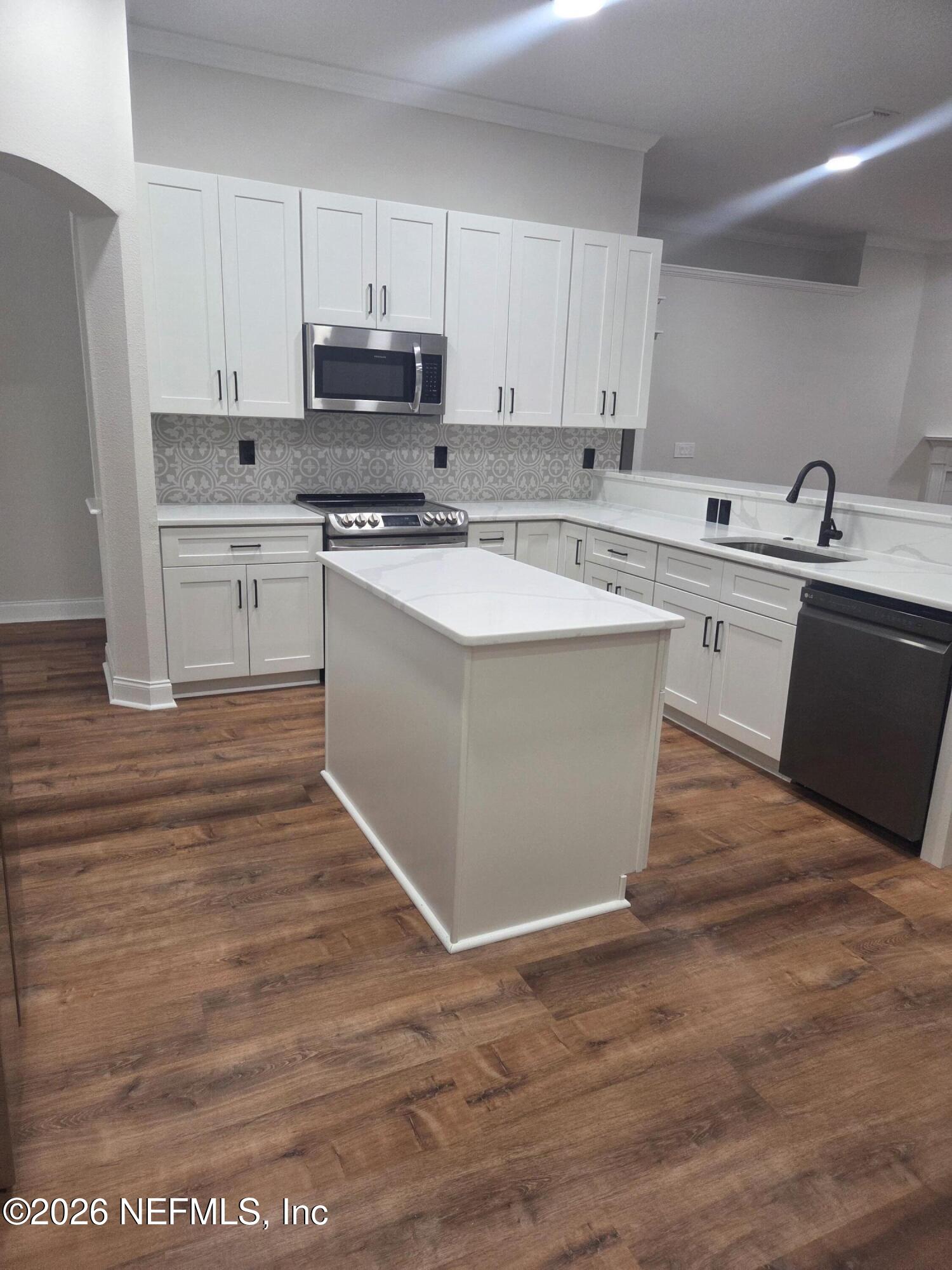 629 MARLA CREEK Court