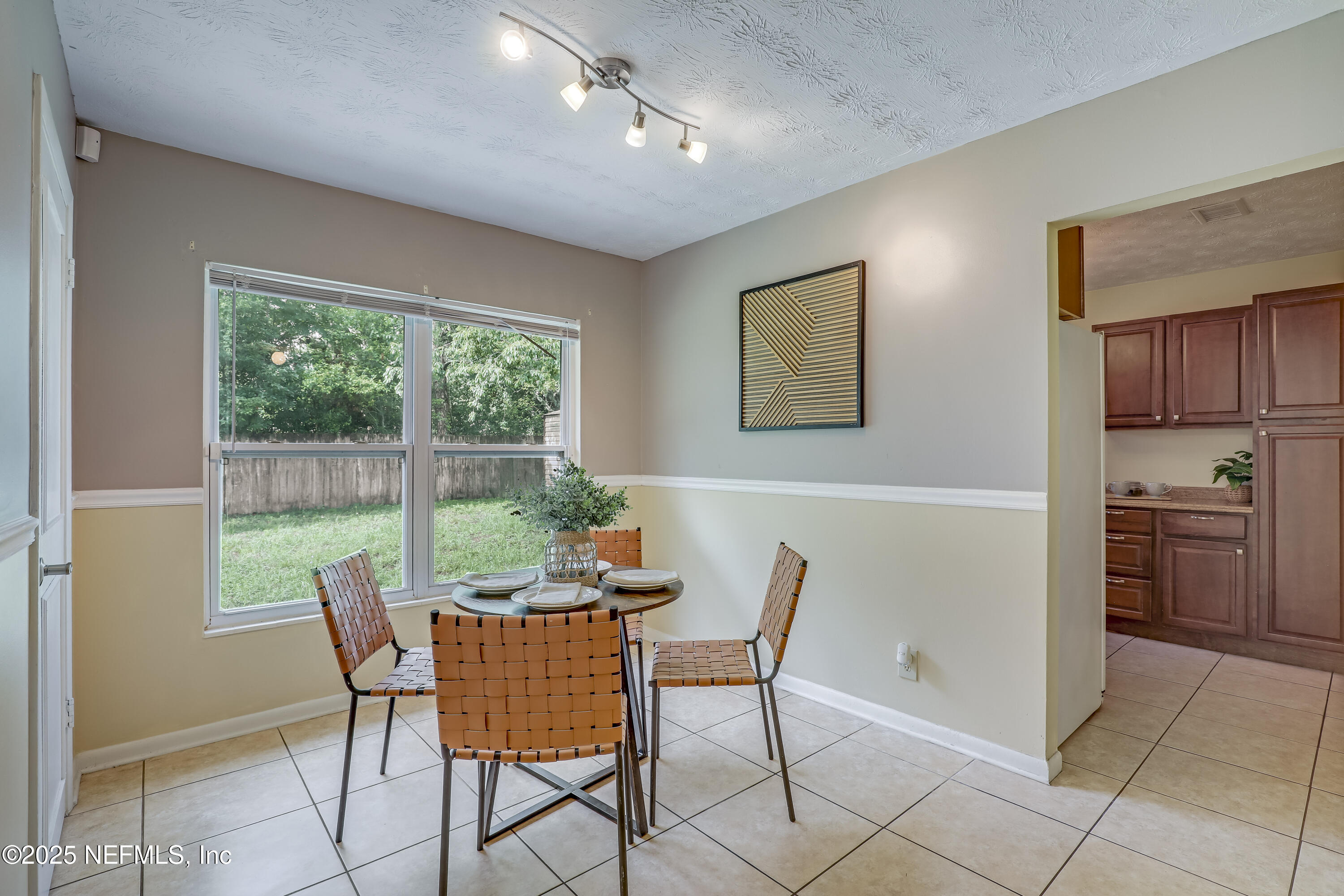 7768 DALEHURST Drive S