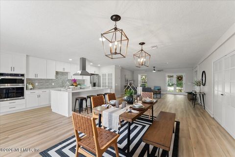 708 MYRTLE Avenue Green Cove Springs FL 32043