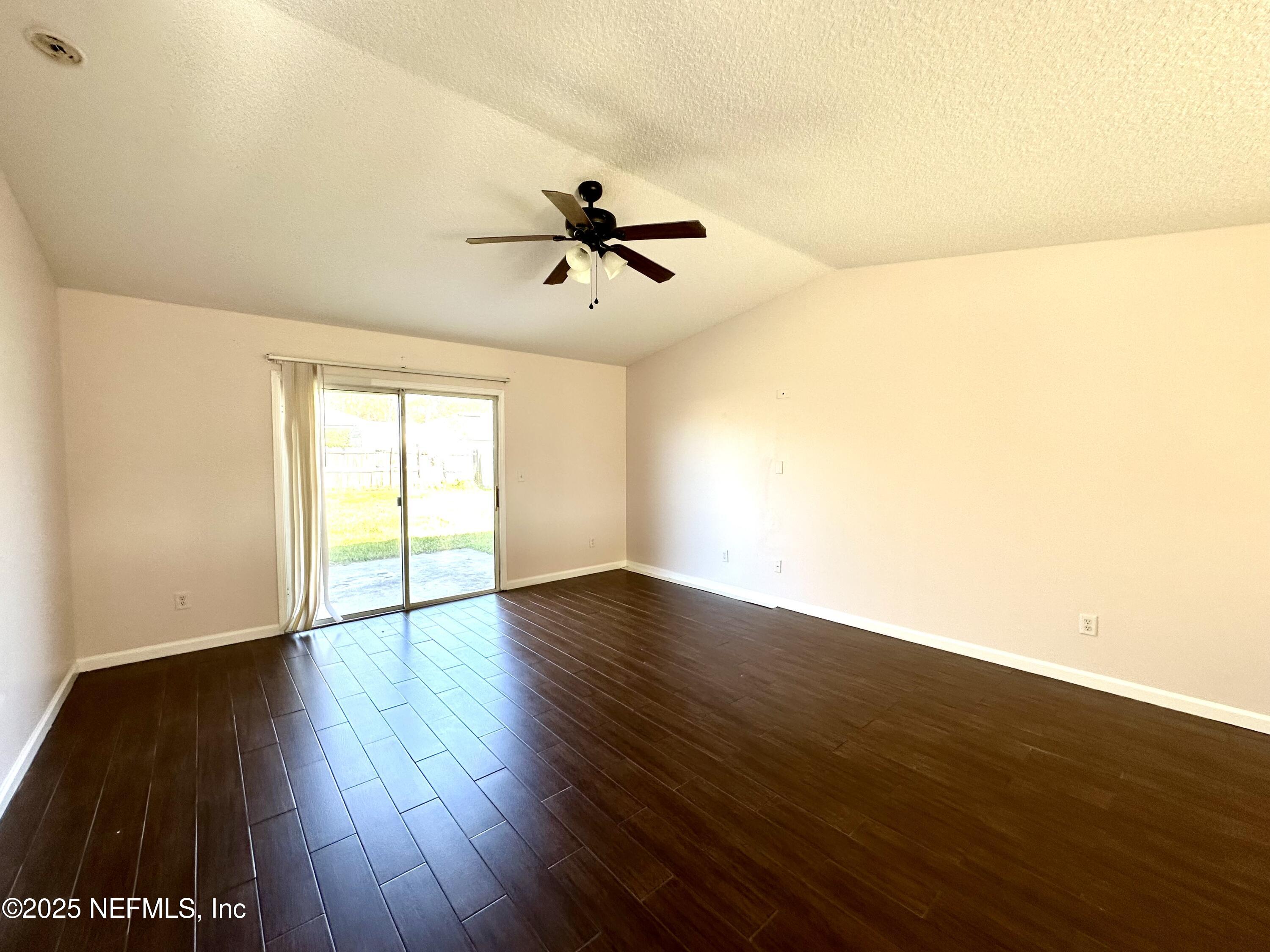 45575 INGLEHAM Circle