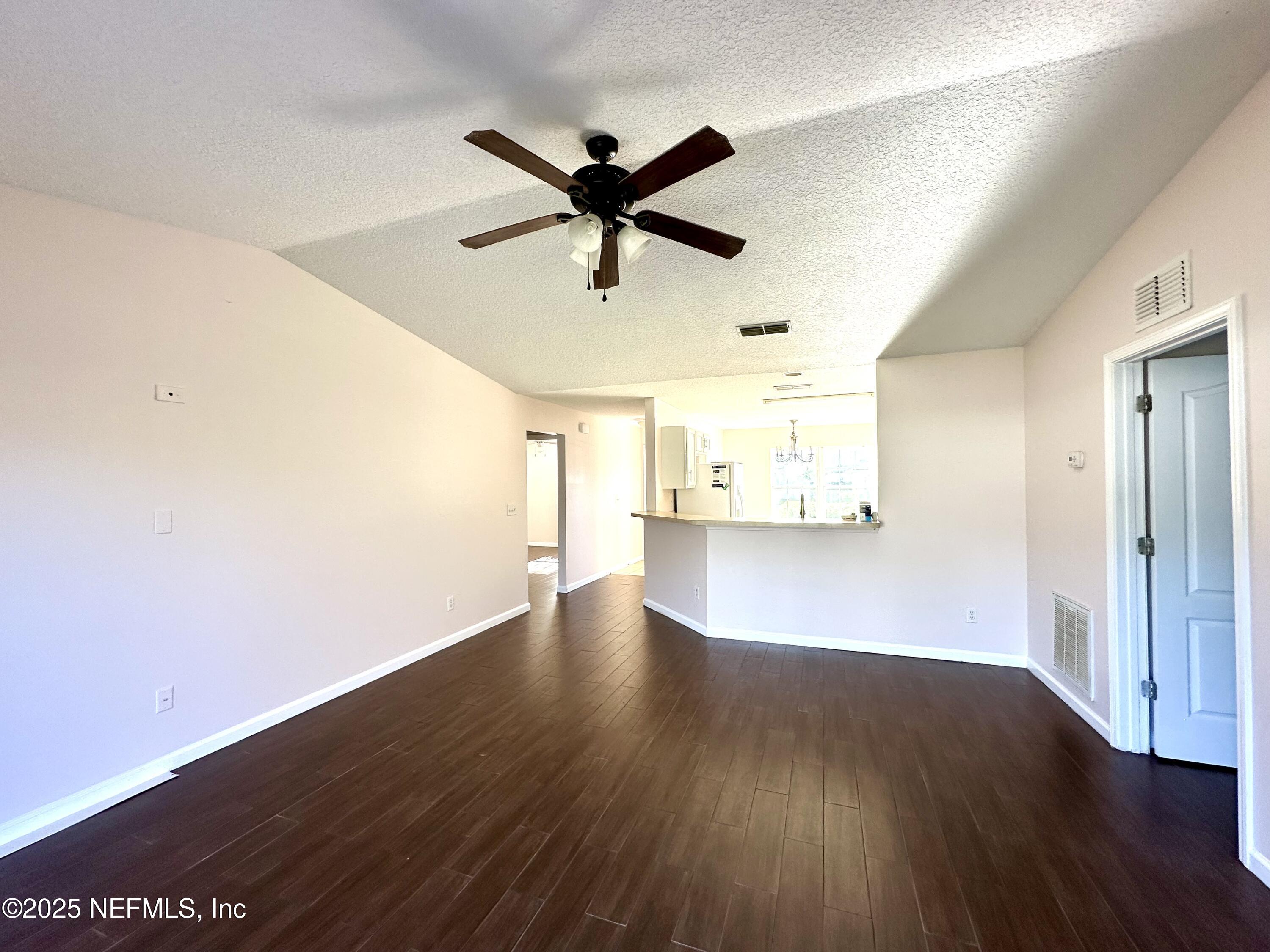 45575 INGLEHAM Circle