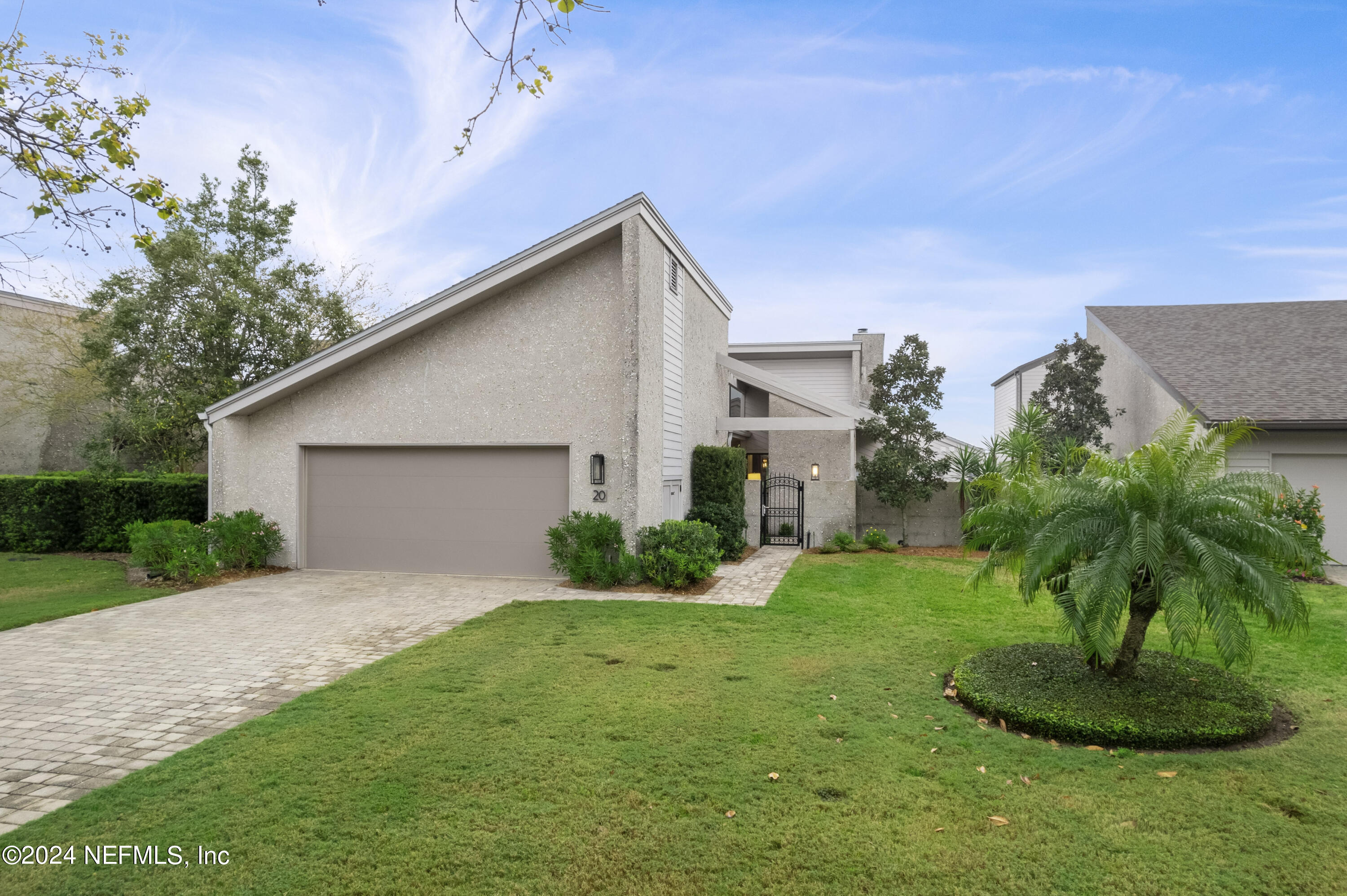 Ponte Vedra Beach, FL home for sale located at 20 Lake Julia Drive S, Ponte Vedra Beach, FL 32082