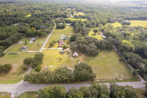 A home in Palatka