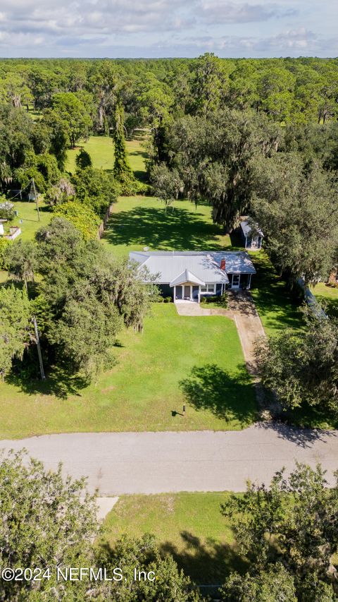 A home in Palatka