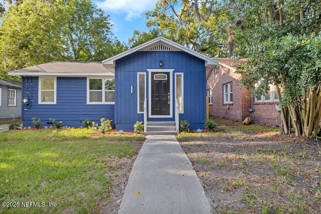 4757 Kingsbury St-2