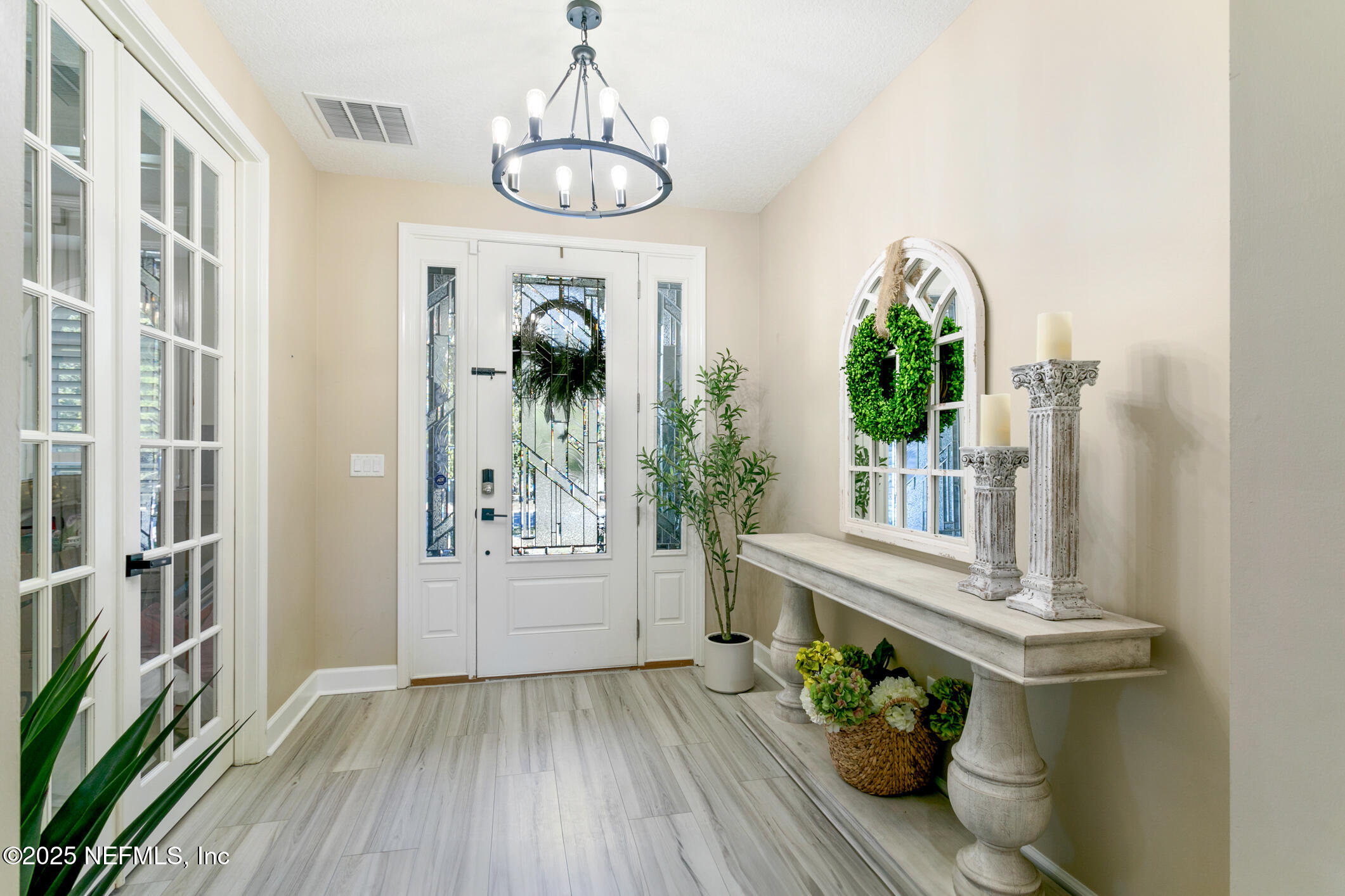 76 TRAVELER PALM Court