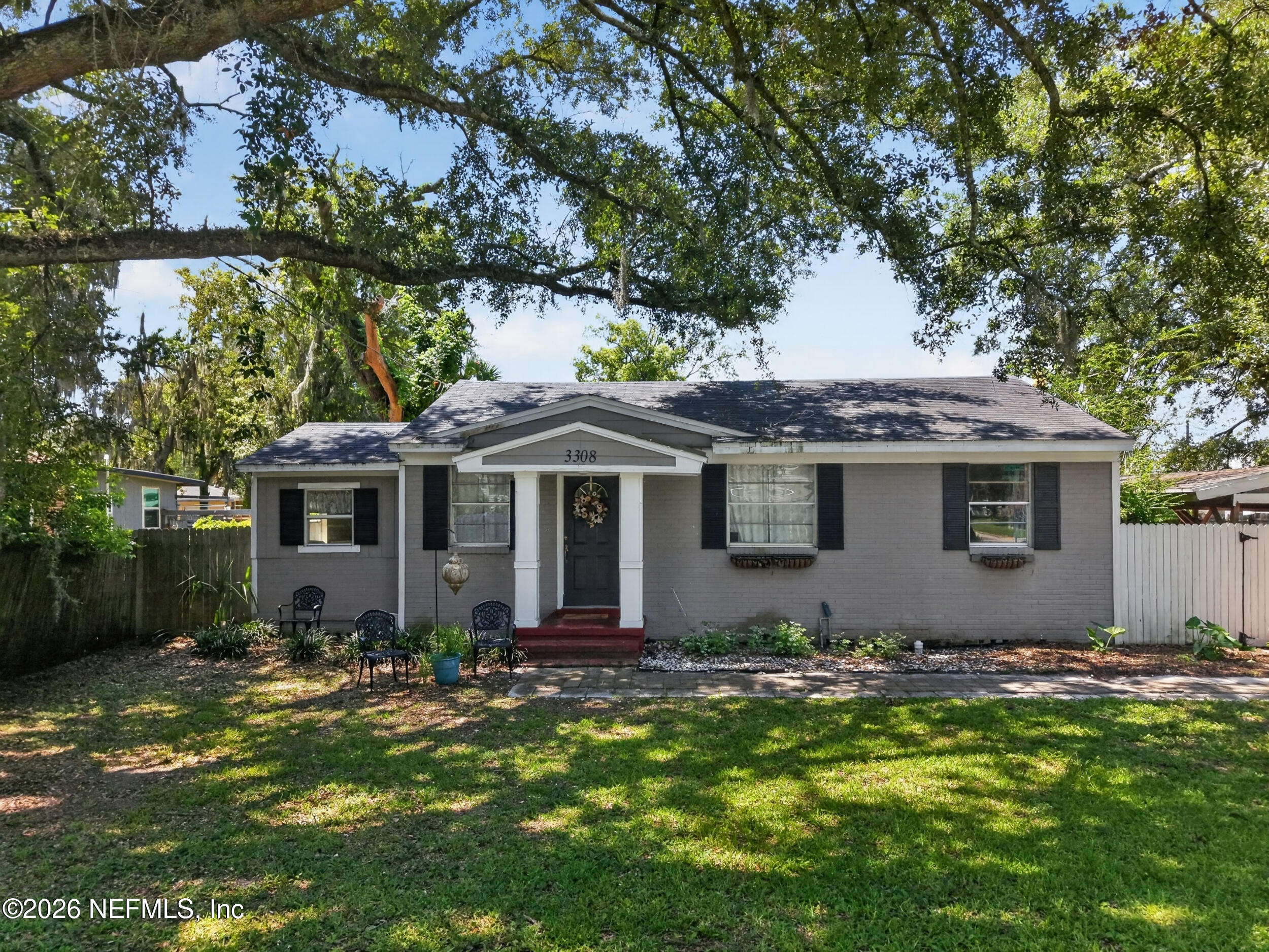 3308 SHERIDAN Road