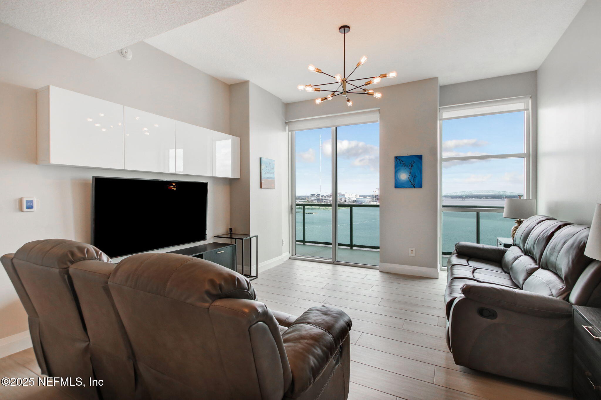 1431 RIVERPLACE Boulevard 1409