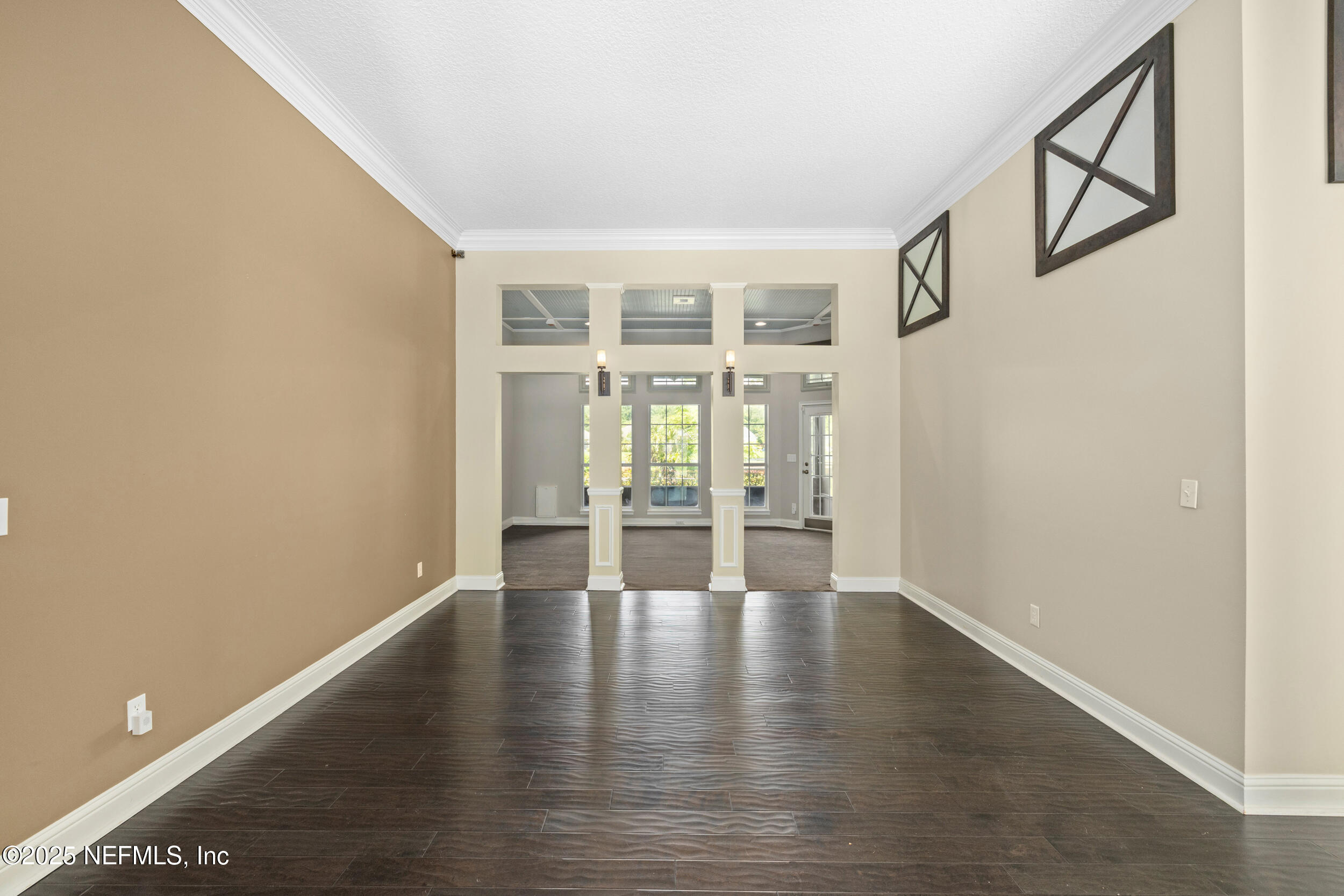 8240 WALLINGFORD HILLS Lane