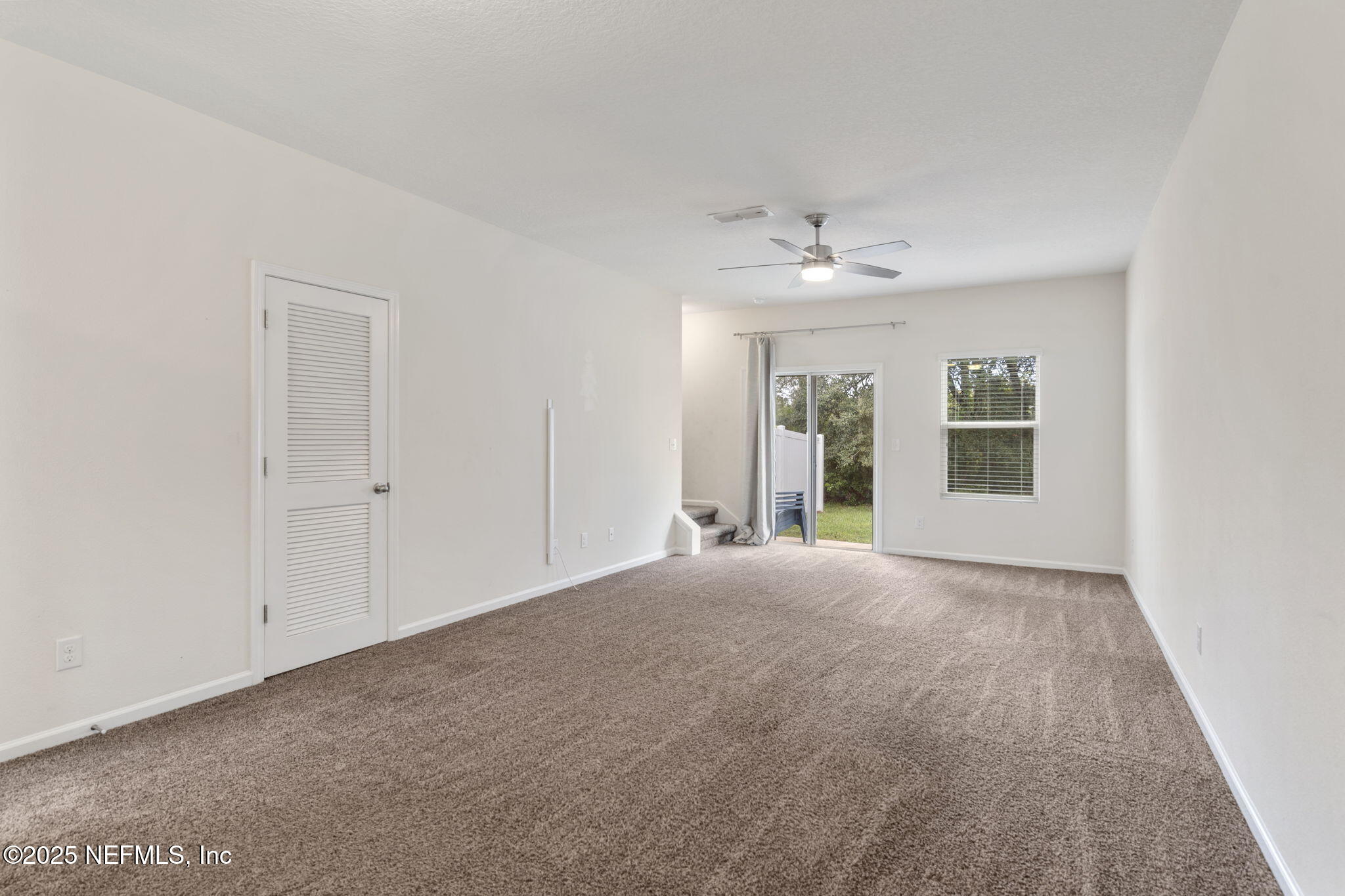 253 WHITLAND WAY Way