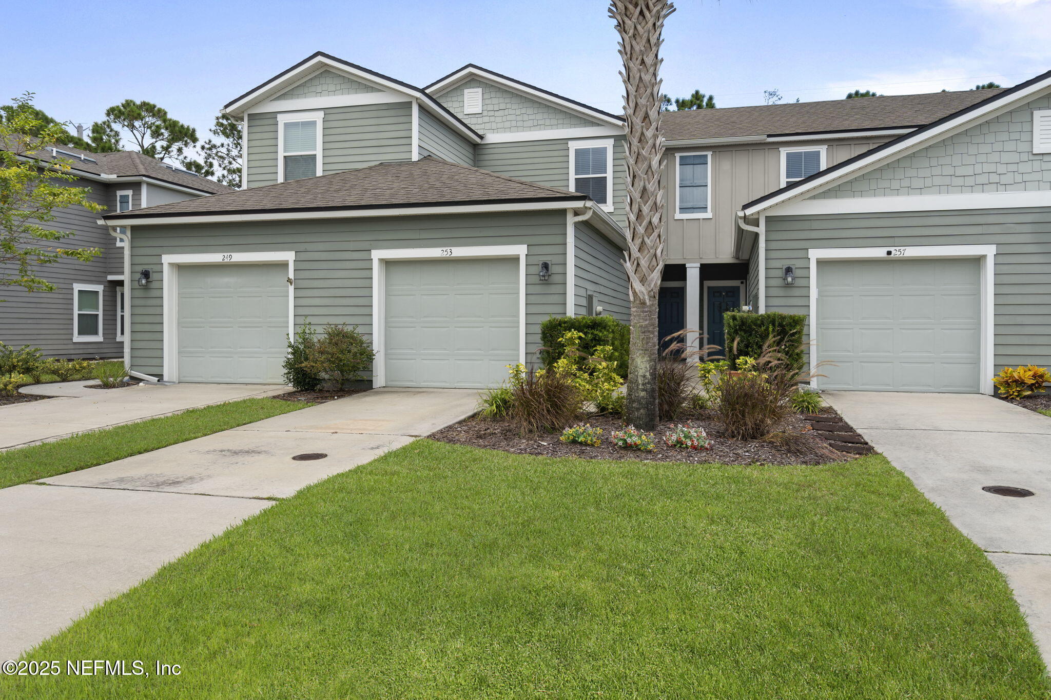 253 WHITLAND WAY Way