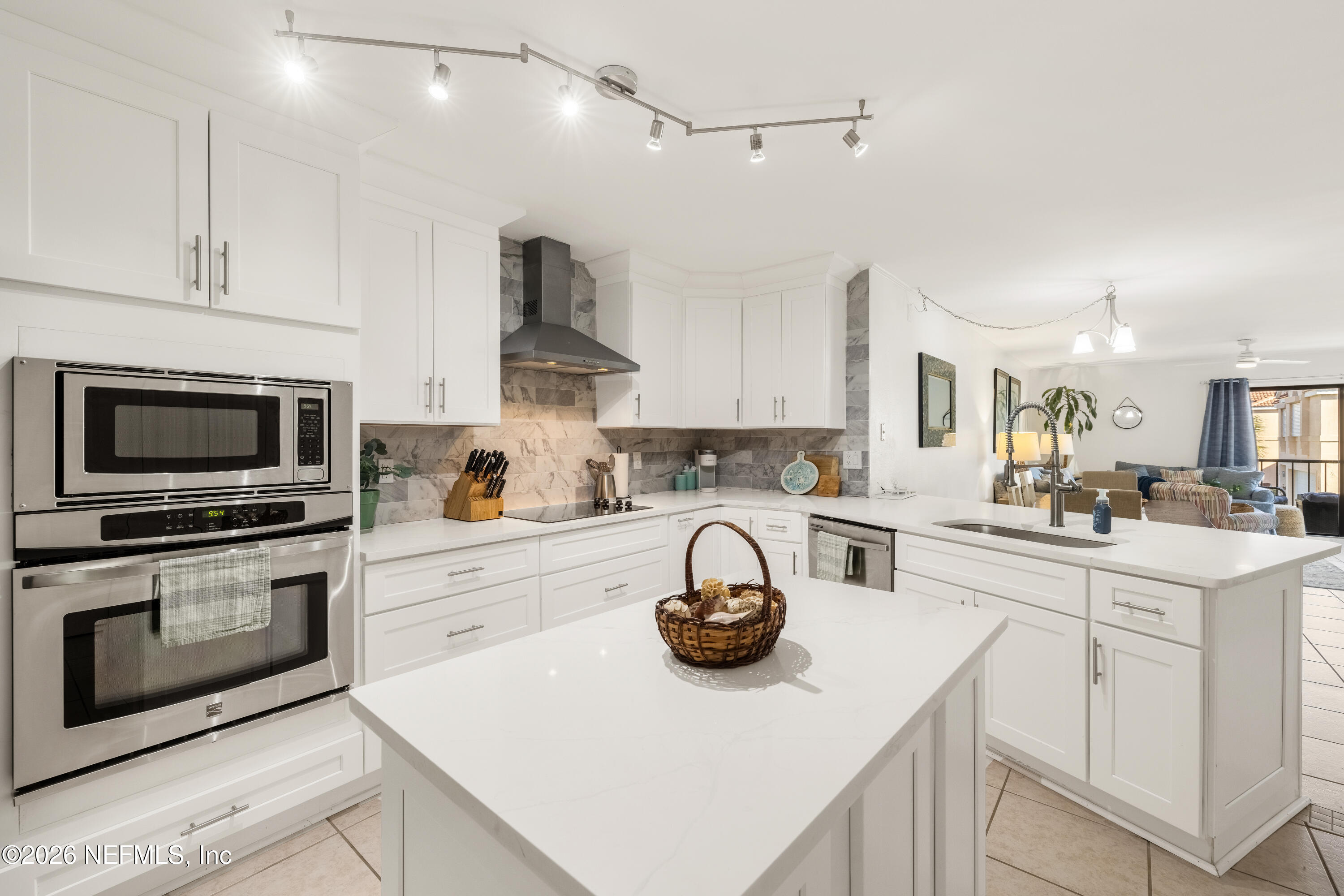 205 PACIFICA VISTA Way 205