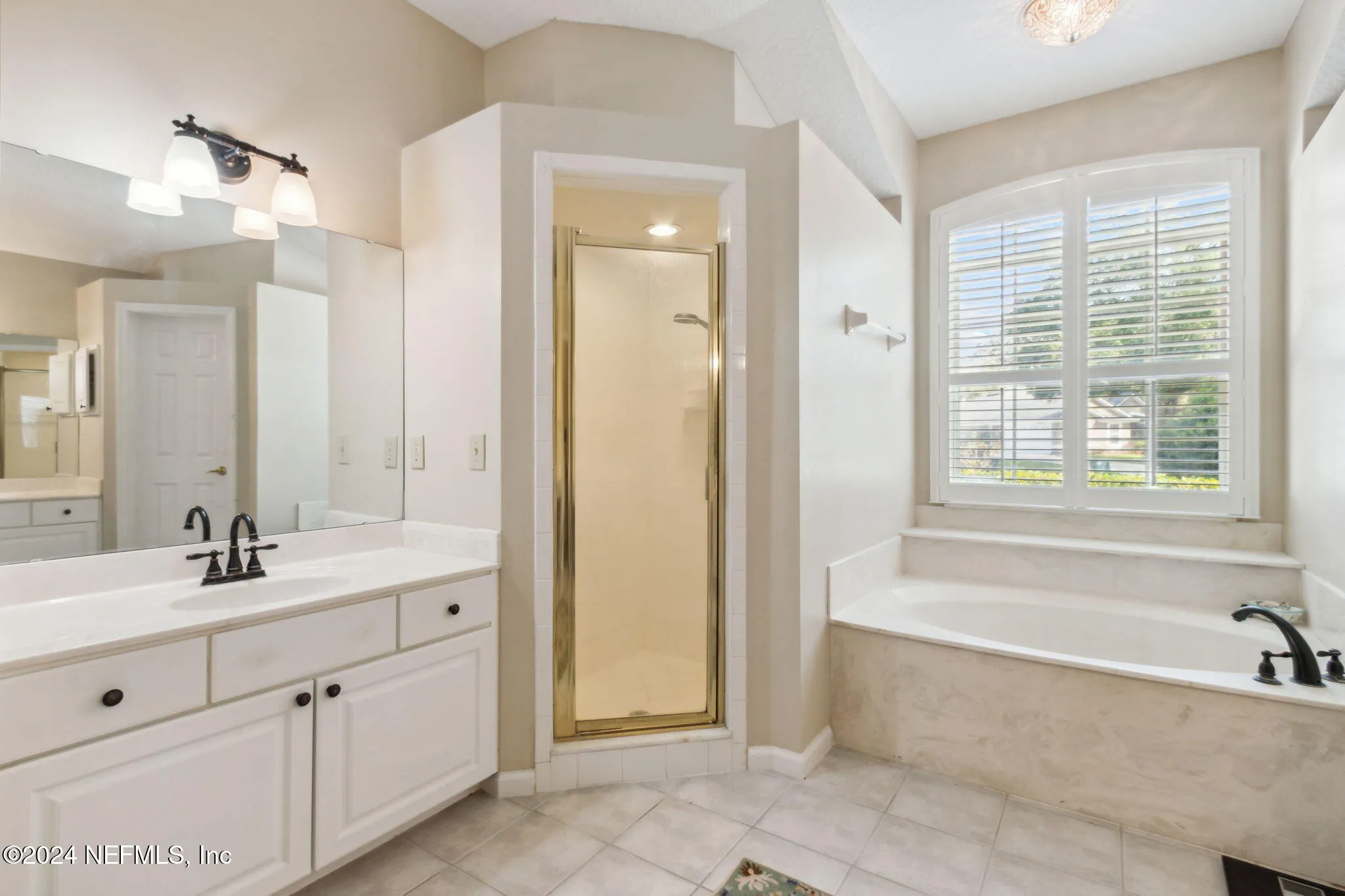 Jacksonville, Florida 32223, United States, 4 Bedrooms Bedrooms, ,2 BathroomsBathrooms,Residential,Pending,36330