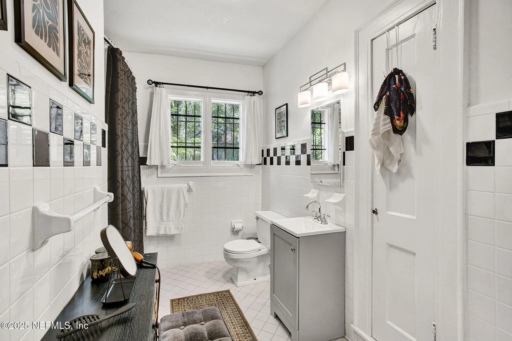 Jacksonville, Florida, 32204, United States, 8 Bedrooms Bedrooms, ,4 BathroomsBathrooms,Residential,Active,1986161