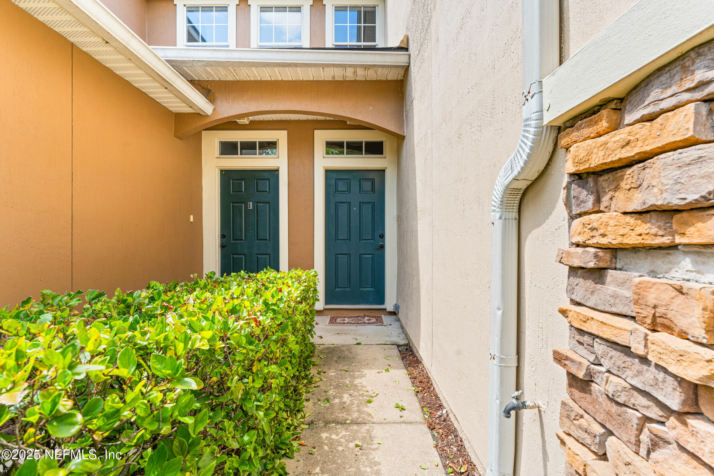 6127 BARTRAM VILLAGE Drive