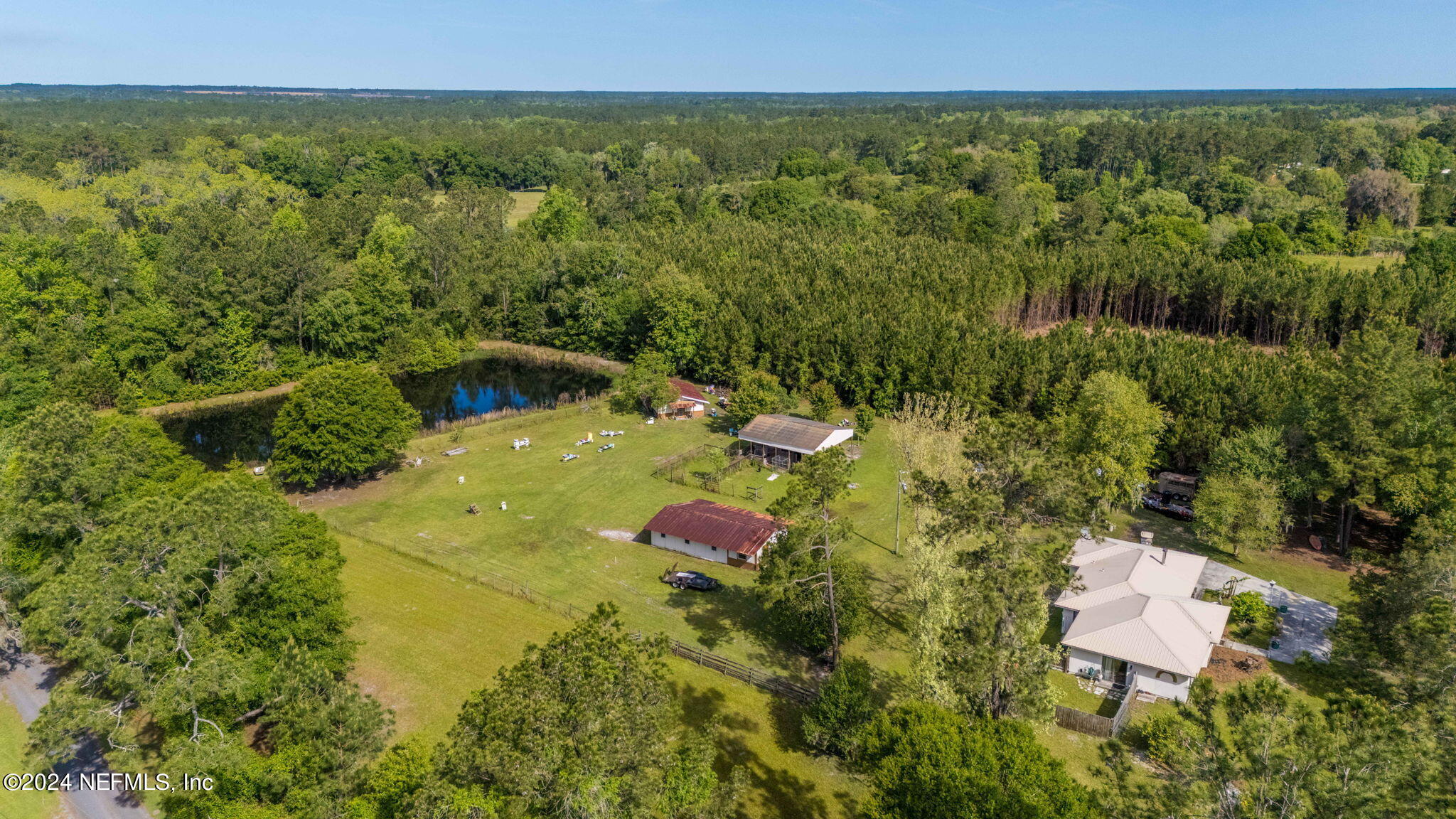 Bryceville, FL home for sale located at 958 Limousine Lane, Bryceville, FL 32009