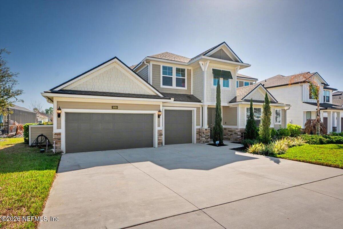 1009 OAKLAND HILLS Avenue