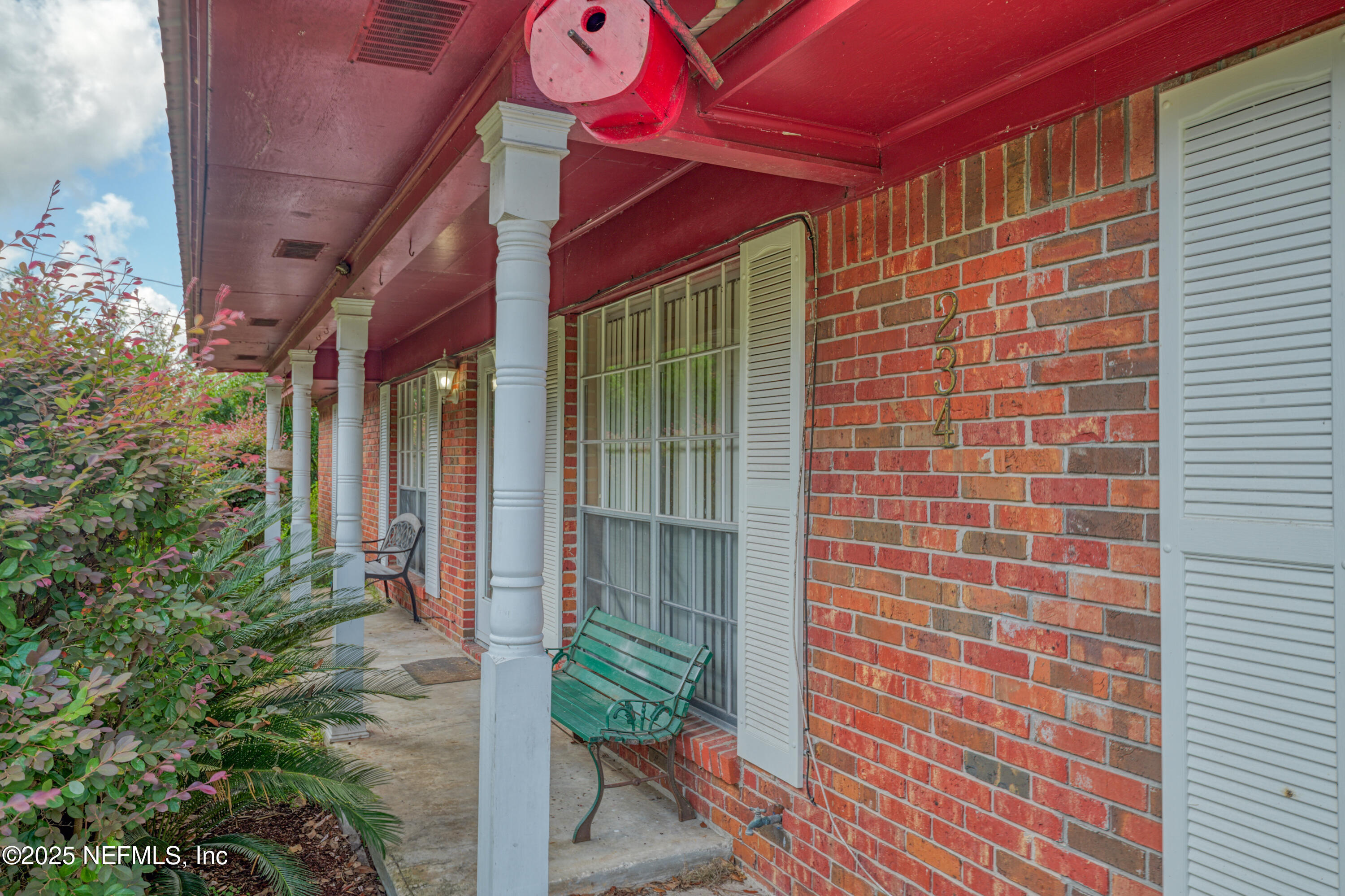 234 SE EMERSON Court