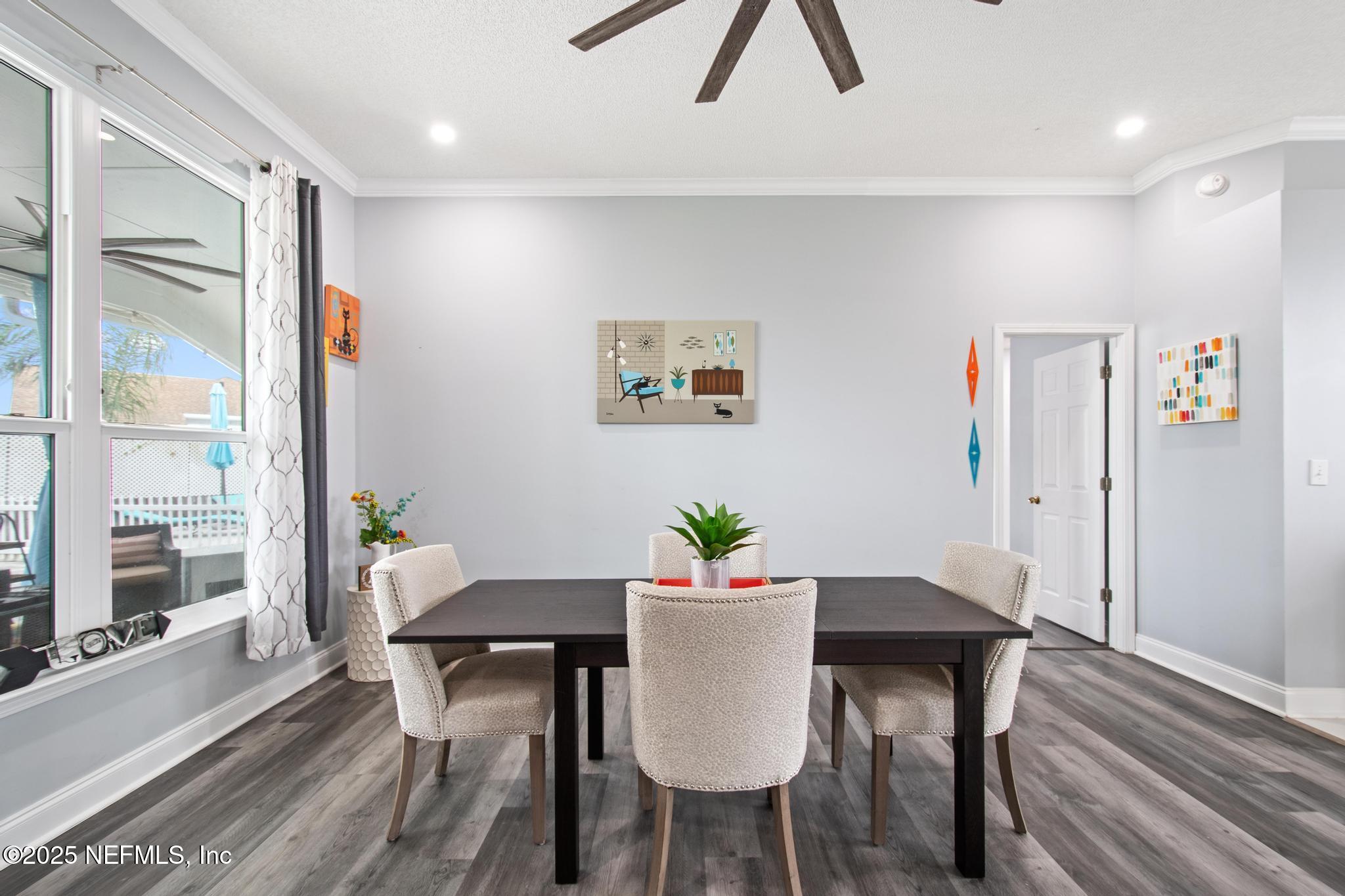 12295 COUNTRY COVE Court