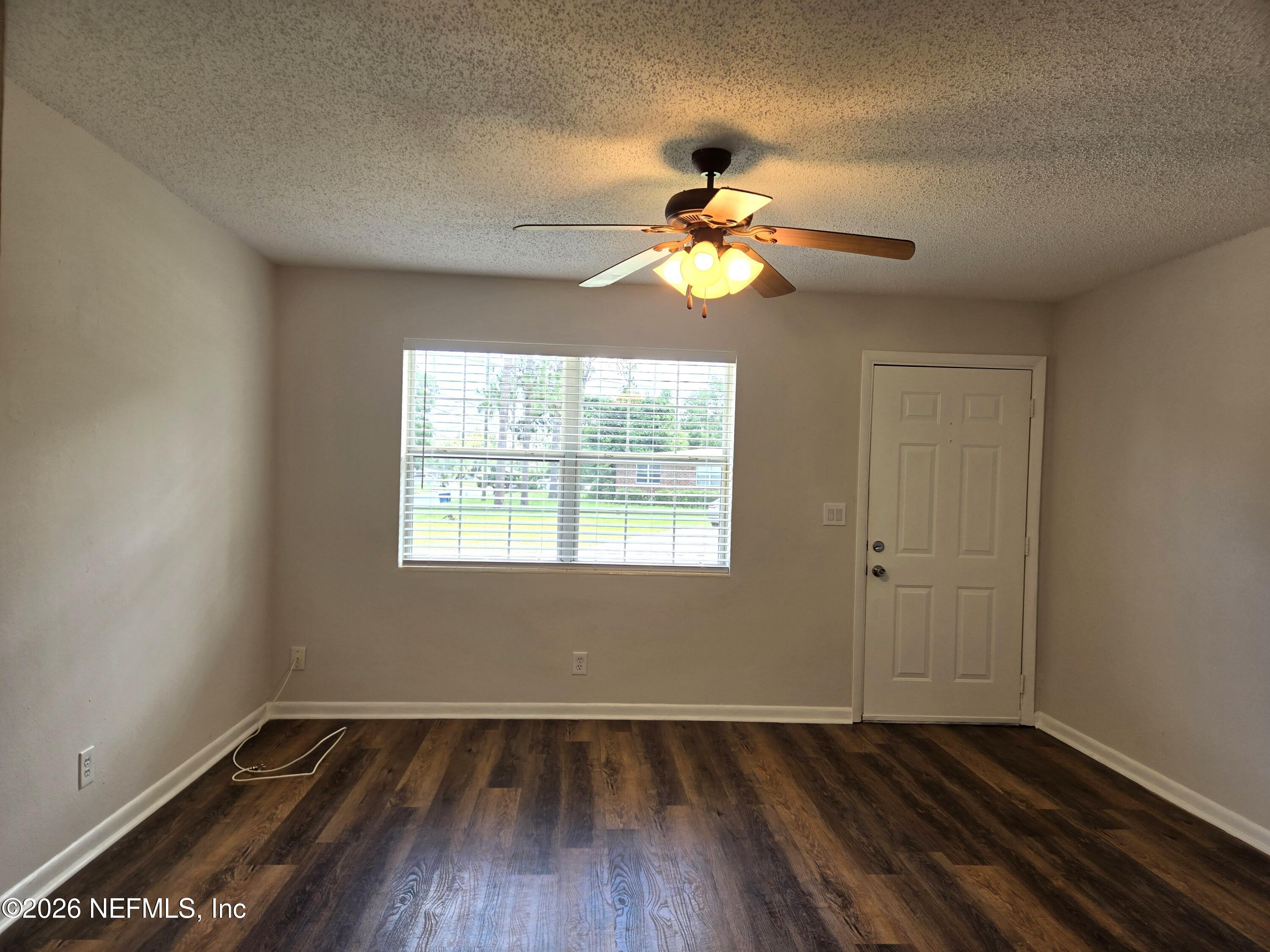 2918 RED OAK Drive
