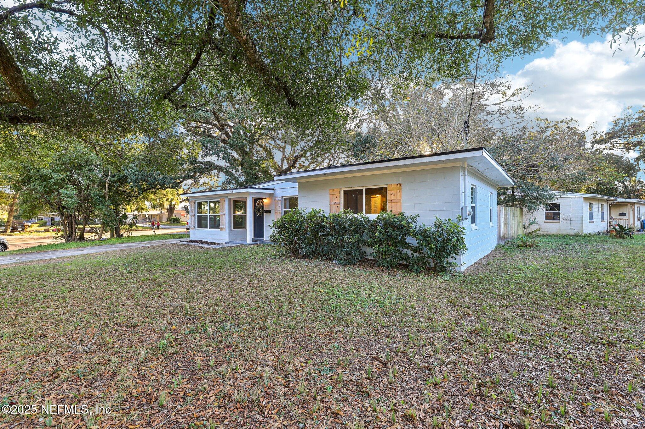 1268 KING ARTHUR Road