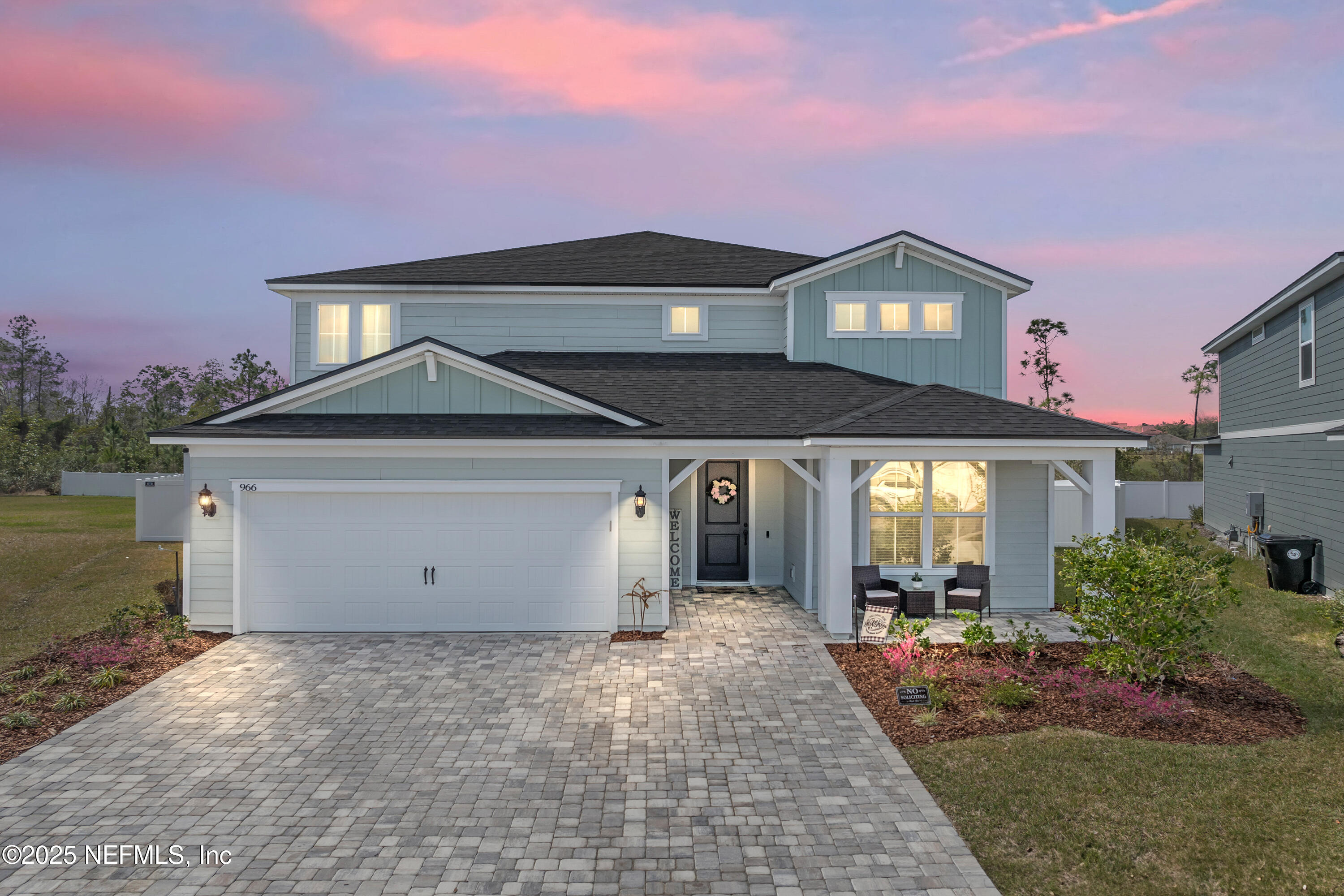 966 ROOSTER HOLLOW Way