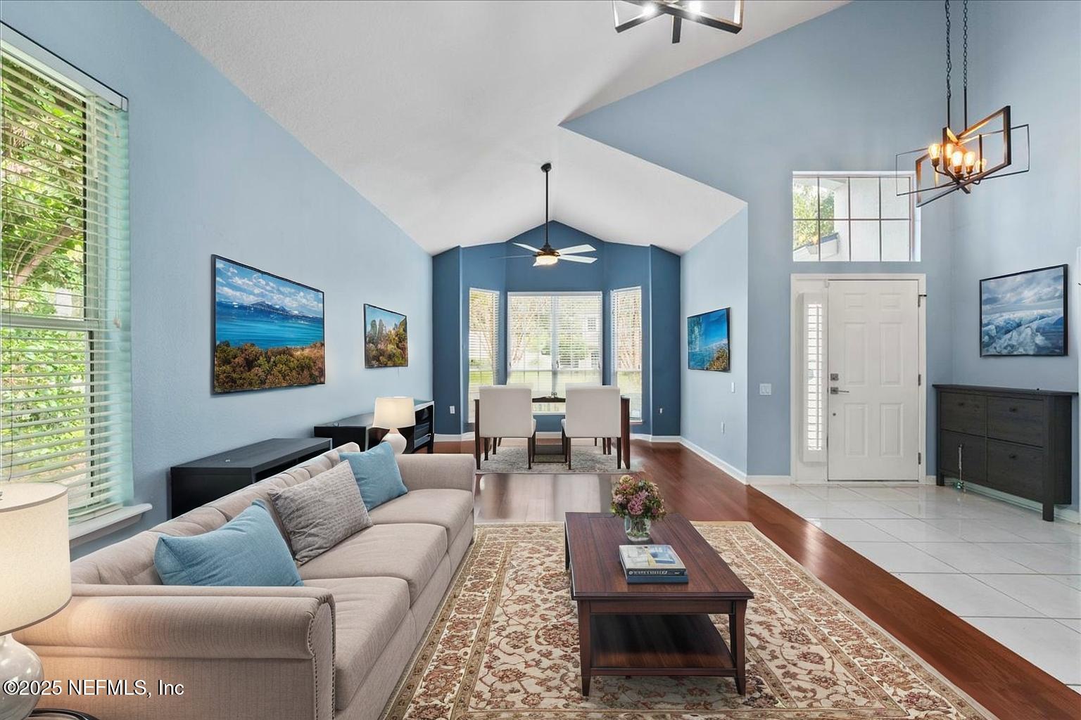 8566 ETHANS GLEN Terrace