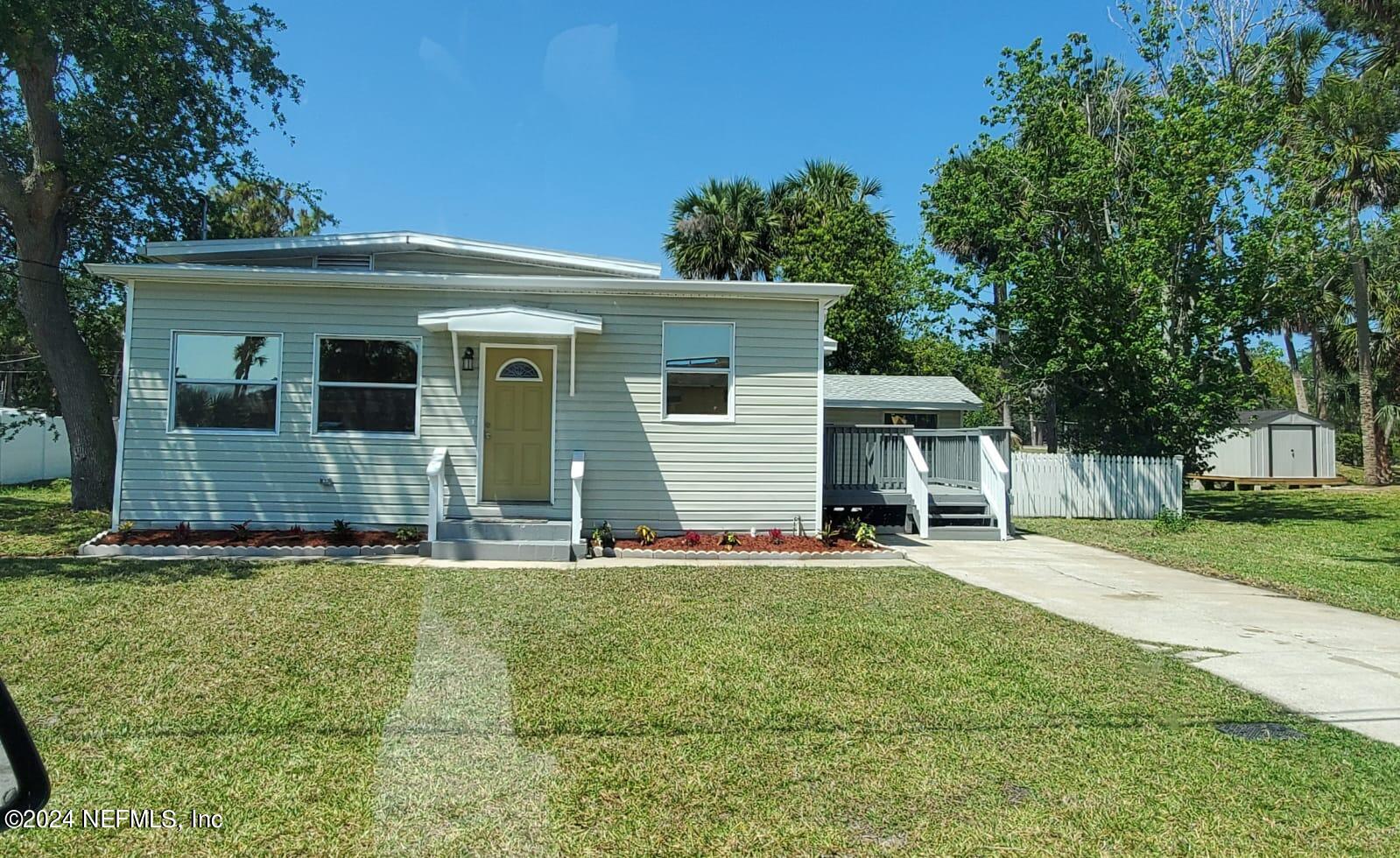 South Daytona, FL home for sale located at 204 McDonald Street, South Daytona, FL 32119