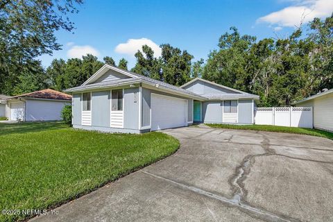 8253 LAKE WOODBOURNE Drive E Jacksonville FL 32217