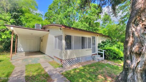 Photo of 9348 CULPEPER Avenue, Jacksonville, FL 32208 (MLS # 2147086)