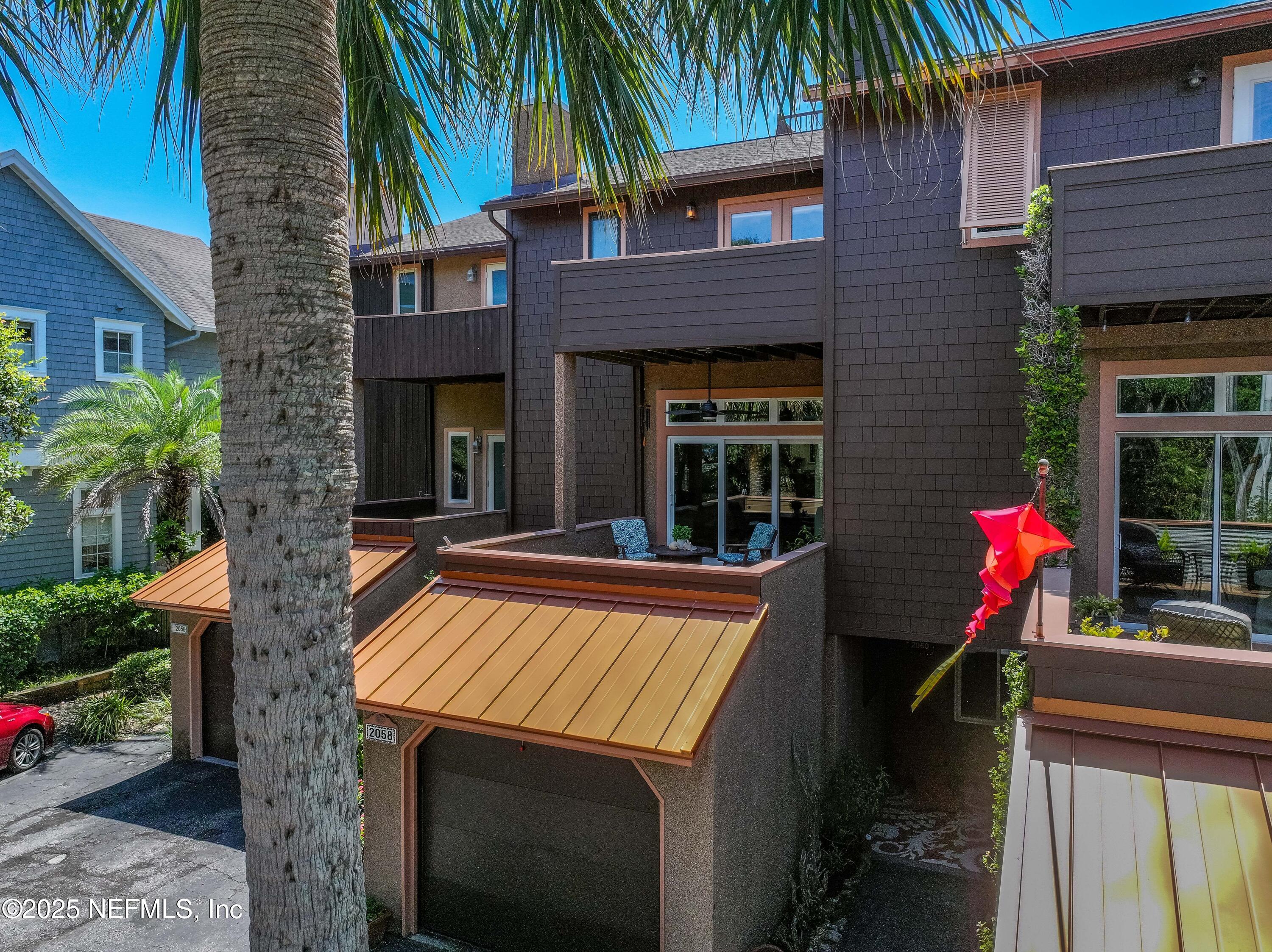2058 BEACH Avenue