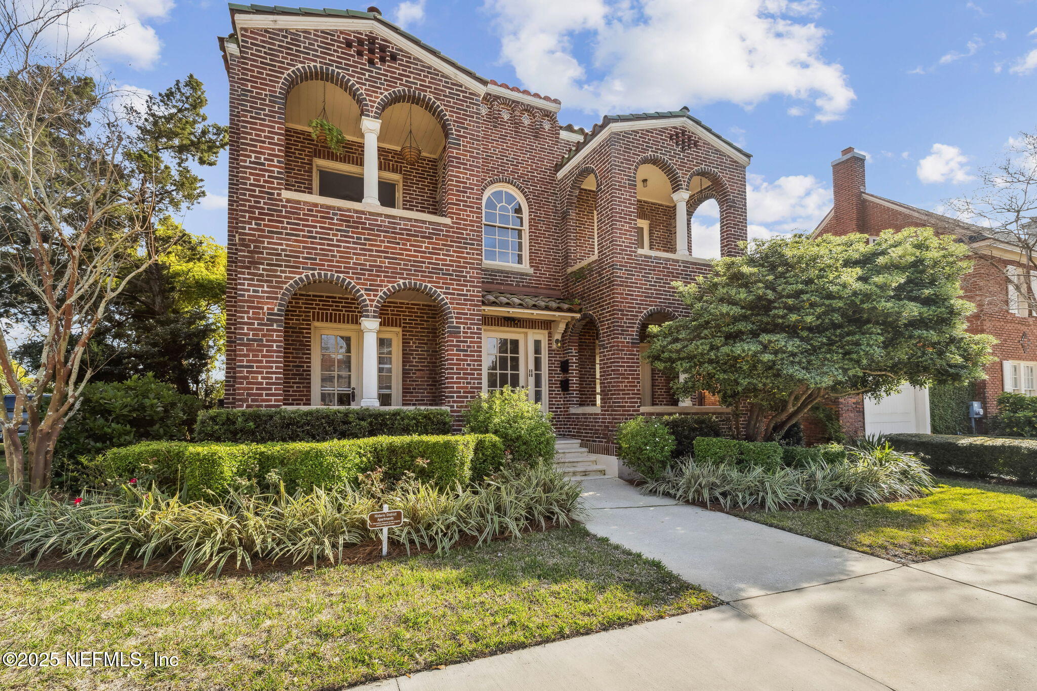 2236 ST JOHNS Avenue