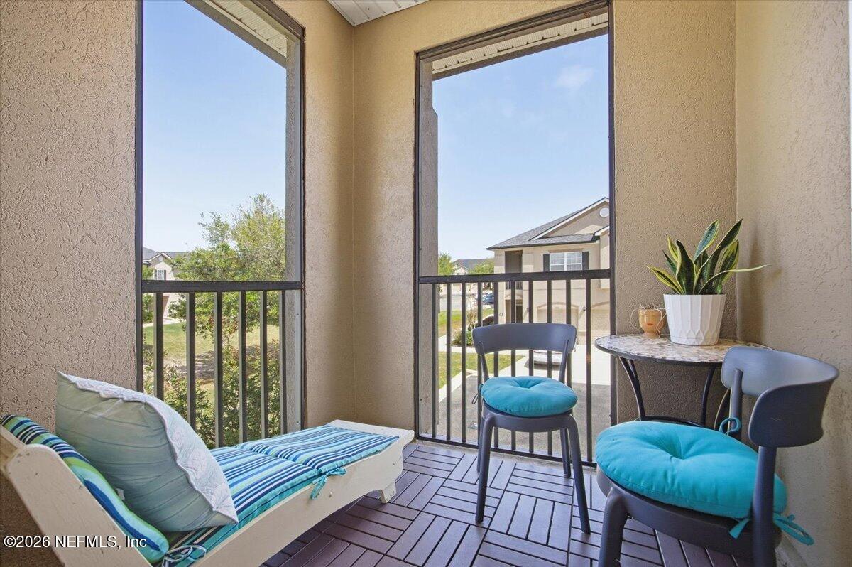 12301 KERNAN FOREST Boulevard 2806