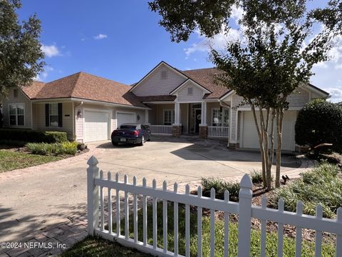 A home in Middleburg