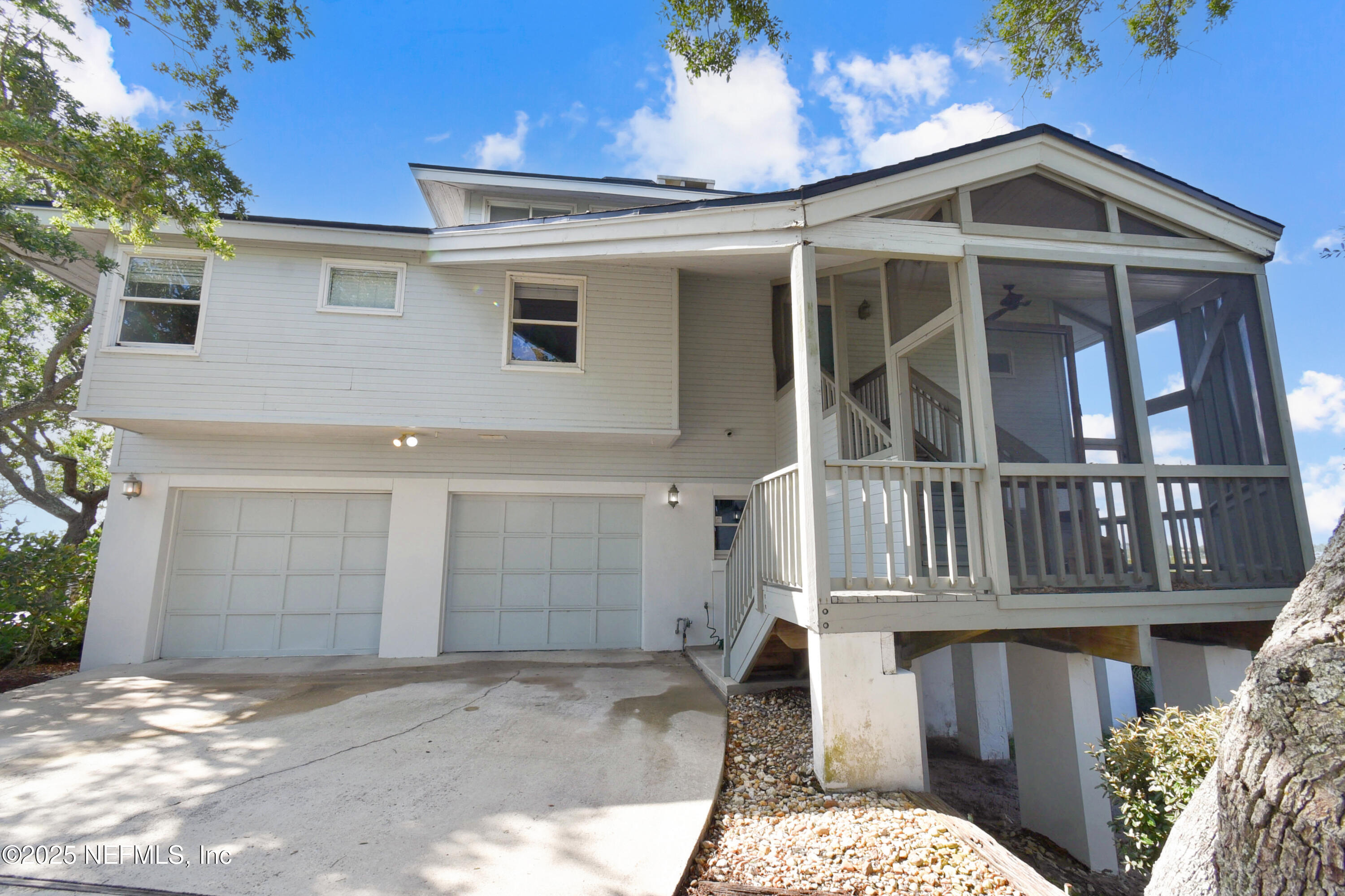 3421 LANDS END Drive