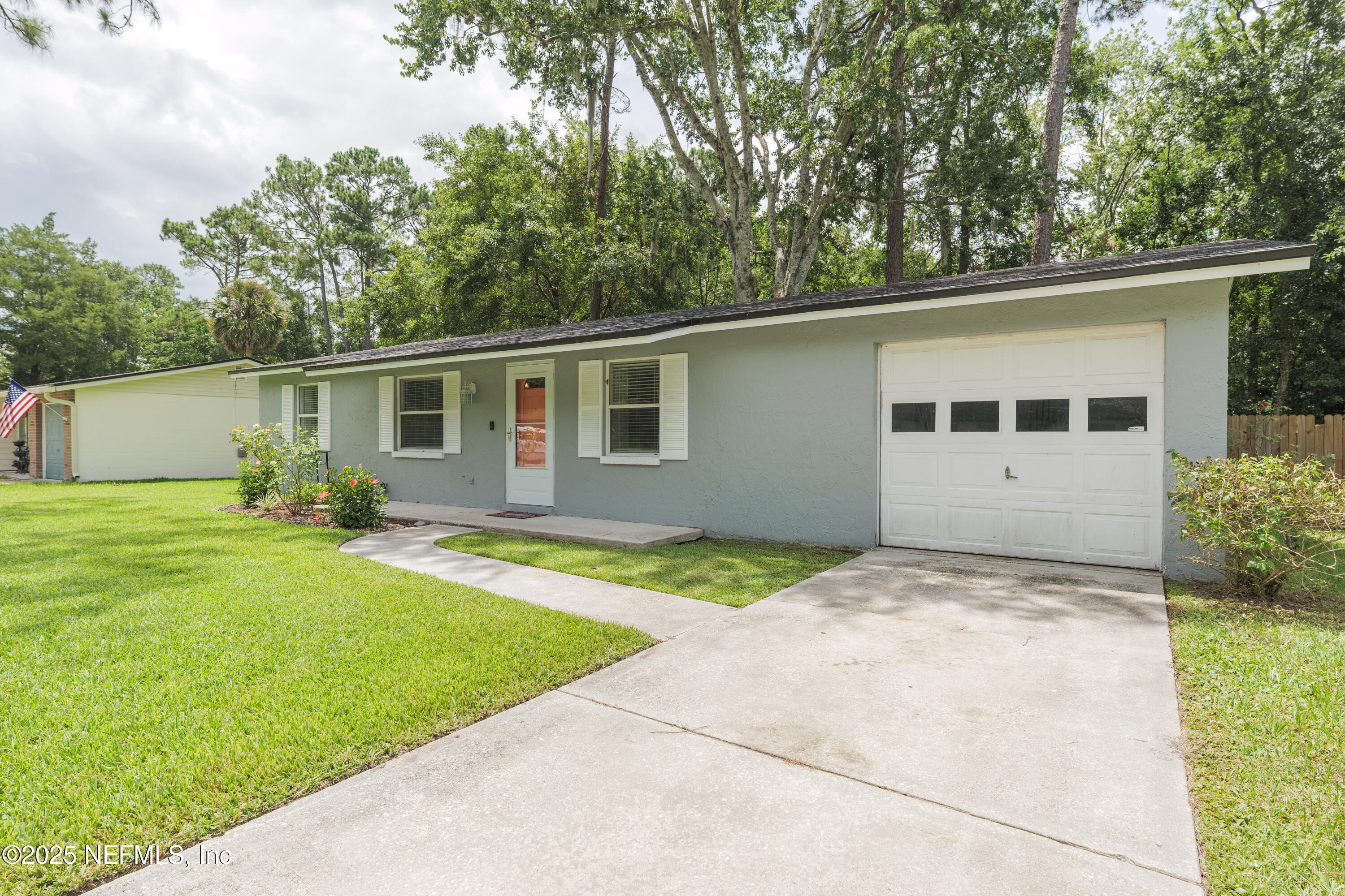 175 EVERGREEN Lane