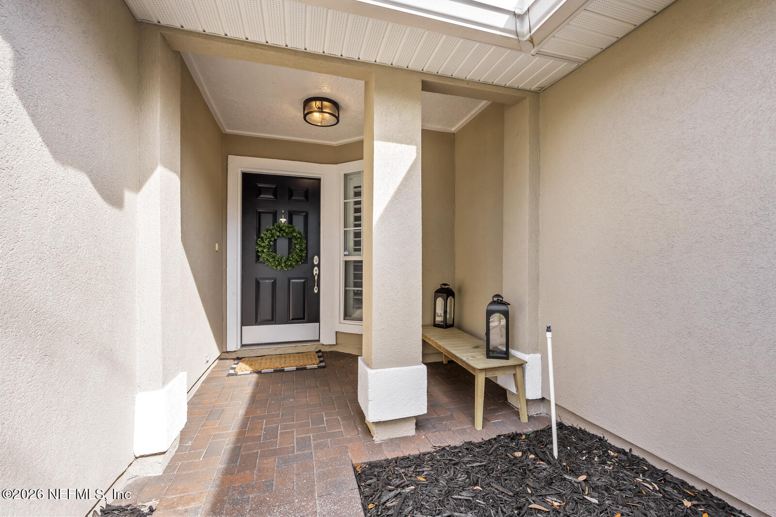 909 THOROUGHBRED Drive