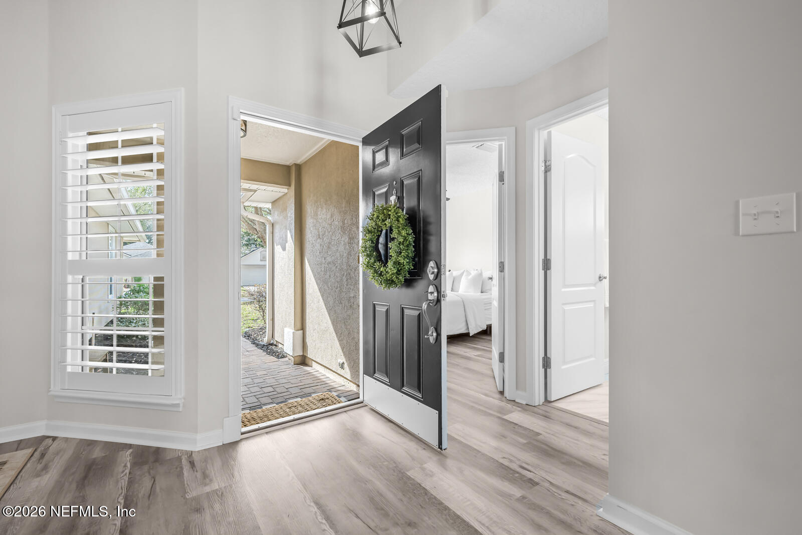 909 THOROUGHBRED Drive