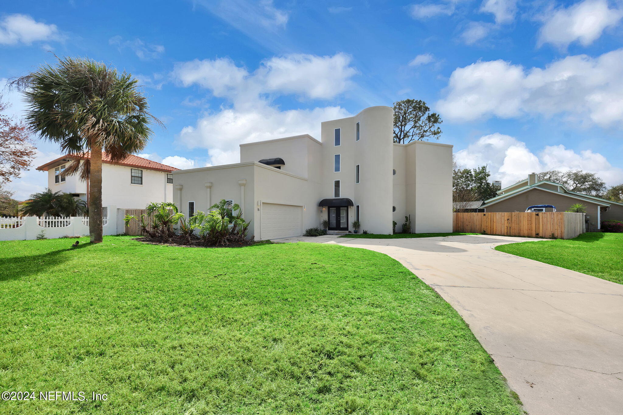St Augustine, FL home for sale located at 15 Marshview Drive, St Augustine, FL 32080