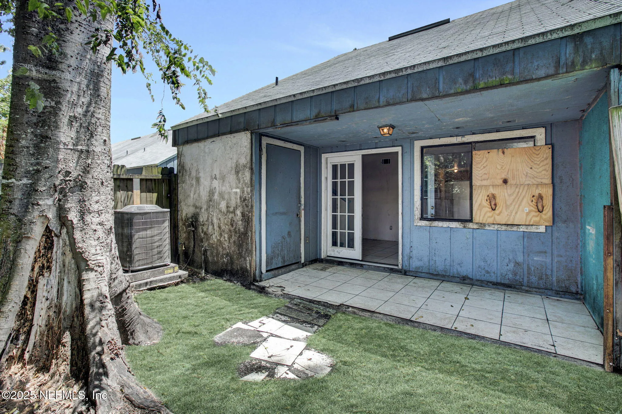 Jacksonville, Florida 32233, United States, 2 Bedrooms Bedrooms, ,2 BathroomsBathrooms,Residential,Pending,181211