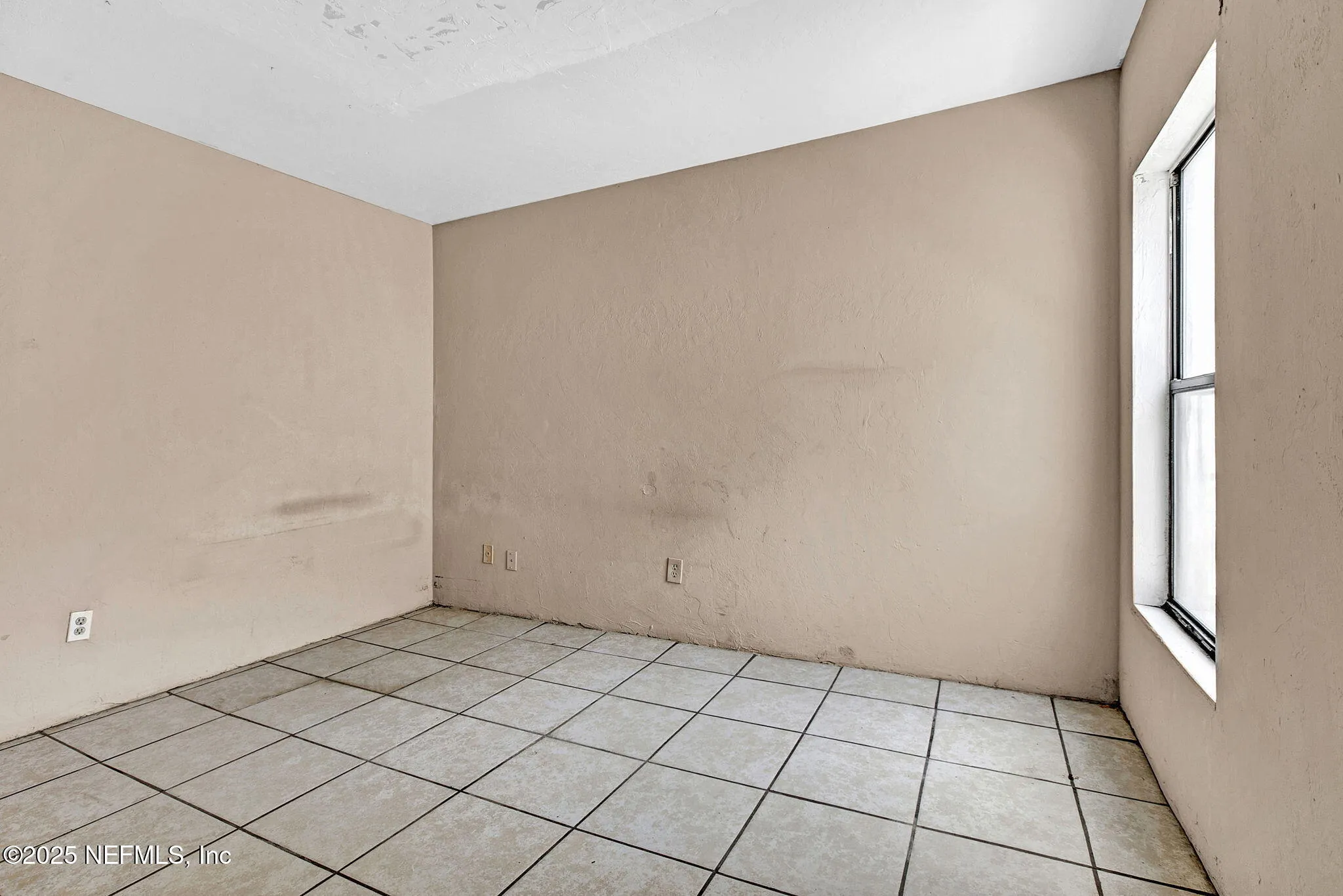 Jacksonville, Florida 32233, United States, 2 Bedrooms Bedrooms, ,2 BathroomsBathrooms,Residential,Pending,181211