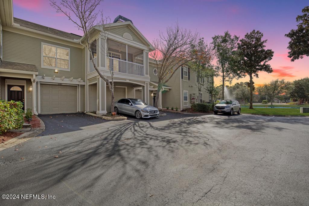 Jacksonville, FL home for sale located at 10901 BURNT MILL Road 1008, Jacksonville, FL 32256