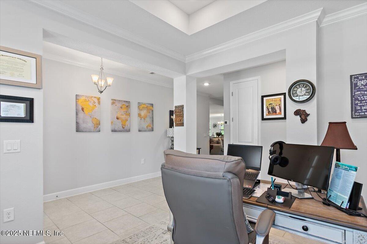 116 CLARENDON Road