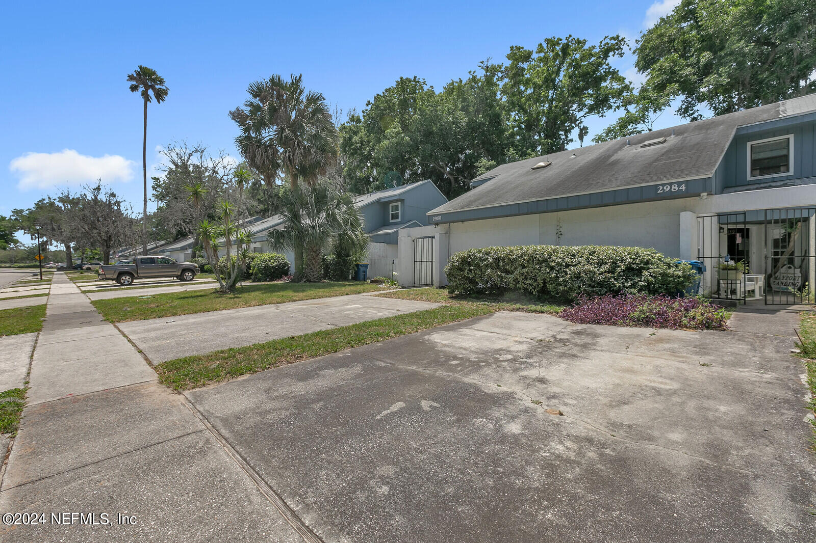 Jacksonville, FL home for sale located at 2984 Songbird Drive, Jacksonville, FL 32233